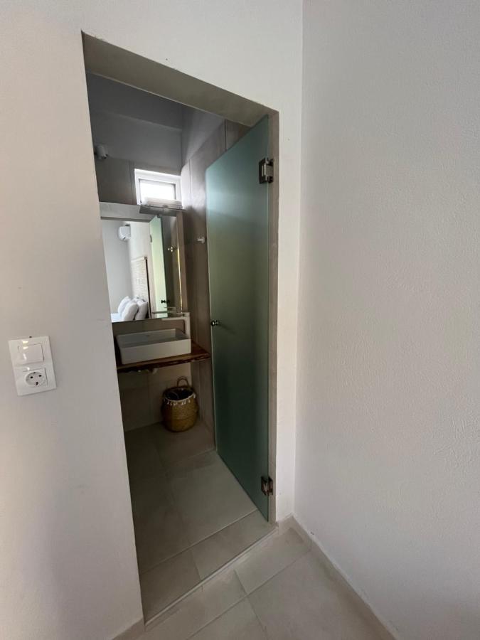 Ayeras 2 Apartment Пицидия Екстериор снимка